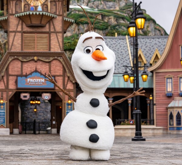 Preview for Olaf: Bringing an Animated Character to Life in the Physical World